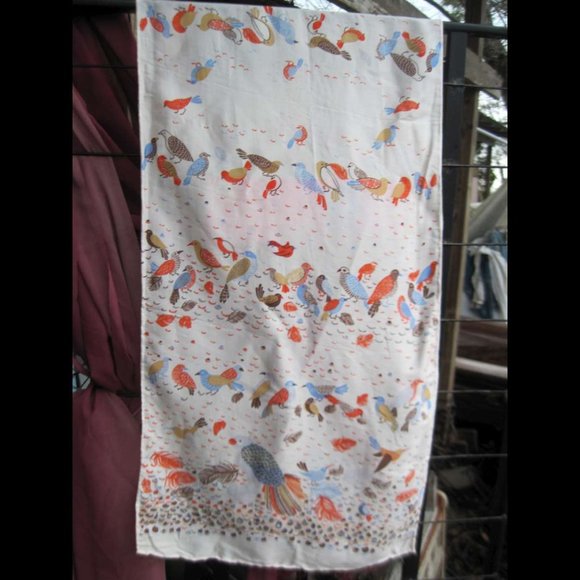 Echo 100% Silk ? Pheasant Birds Harvest Colors Themed Scarf Shawl Handkerchief - Picture 5 of 12